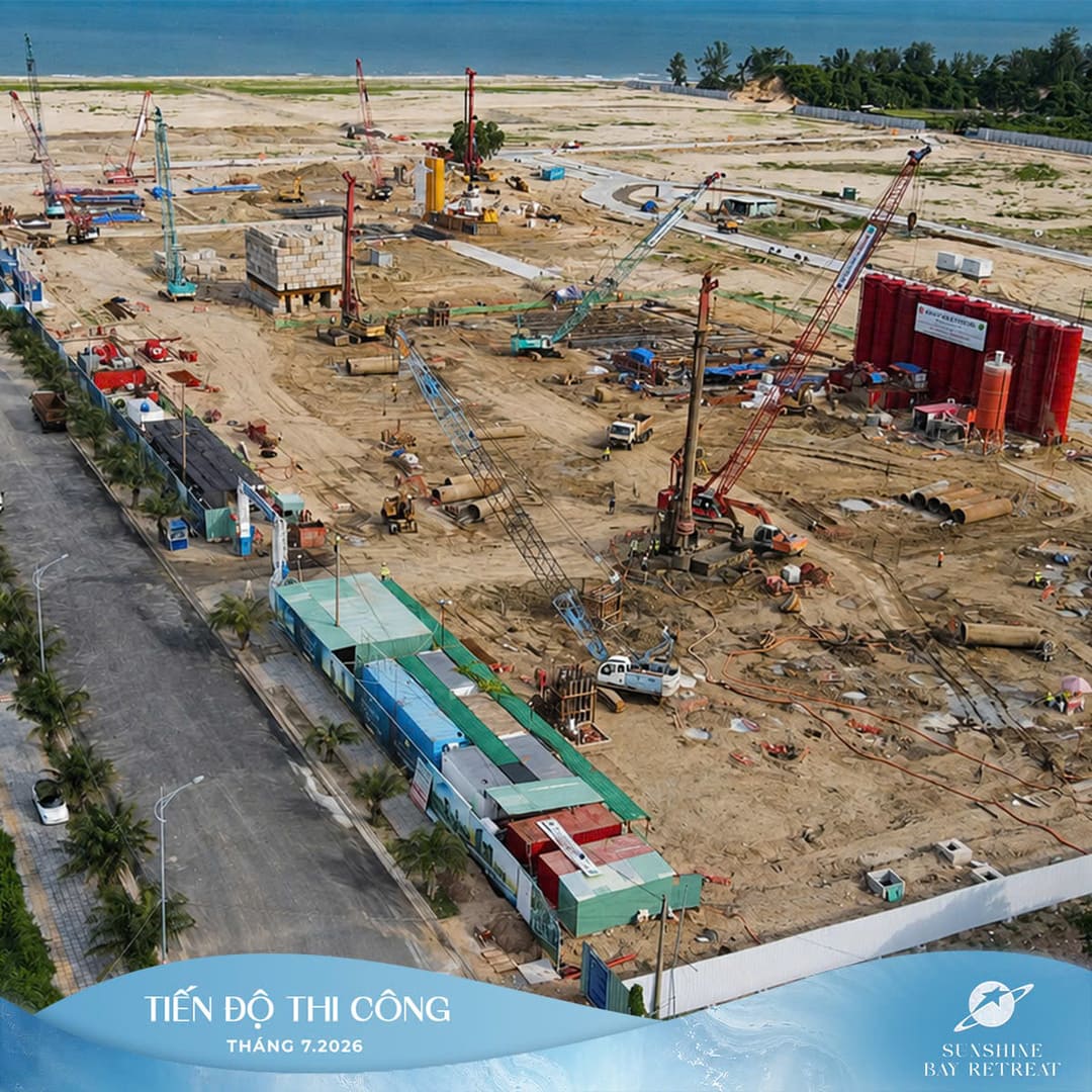 Thi công hạng mục tường vây kiên cố tại phân khu biệt thự cao cấp của dự án